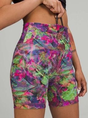 Lululemon Wunder Train High-Rise Short 6